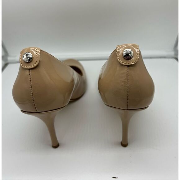 Michael Kors button back heels - Picture 4 of 9